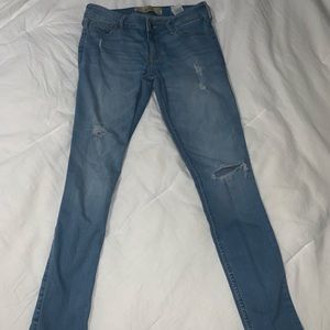 Hollister Super Skinny Jeans